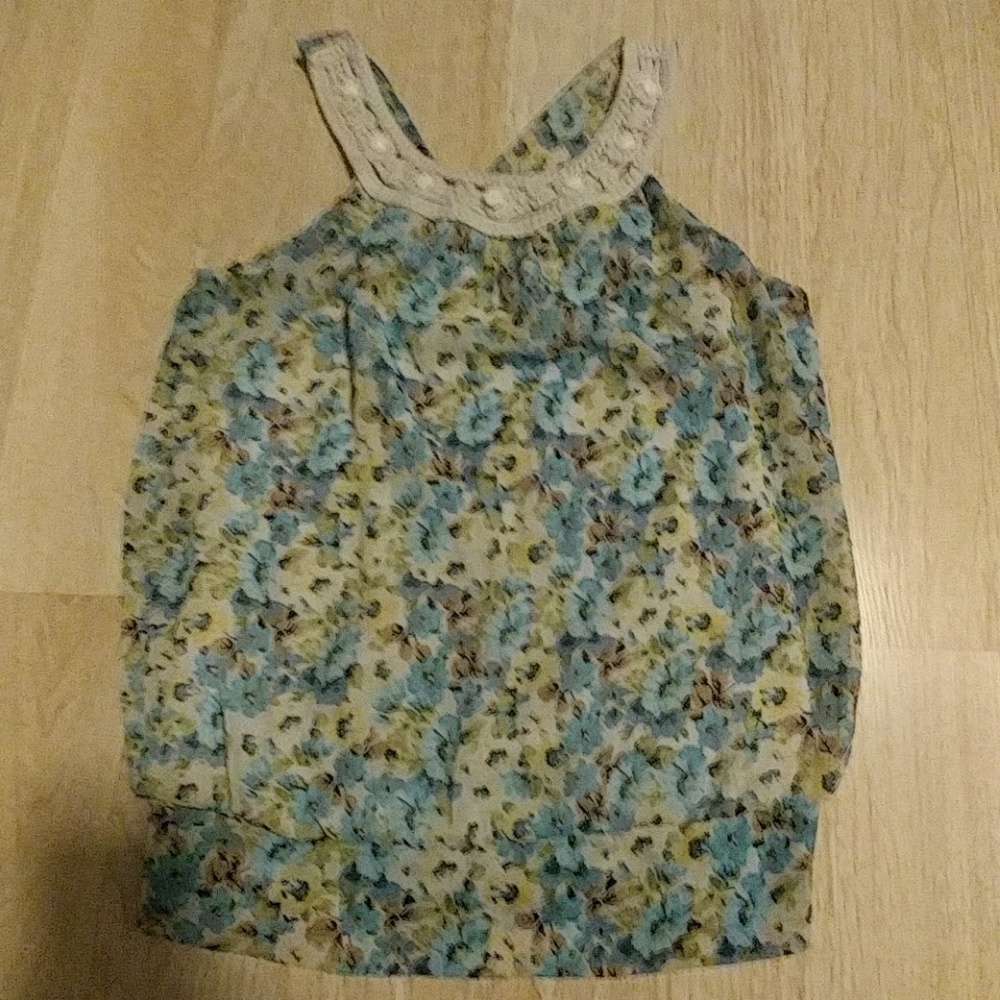 GW IZByer Blue Floral Tank Top